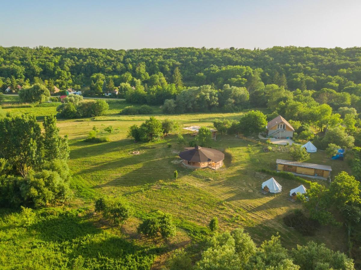Szellos Ret Camping Balvanyos Εξωτερικό φωτογραφία